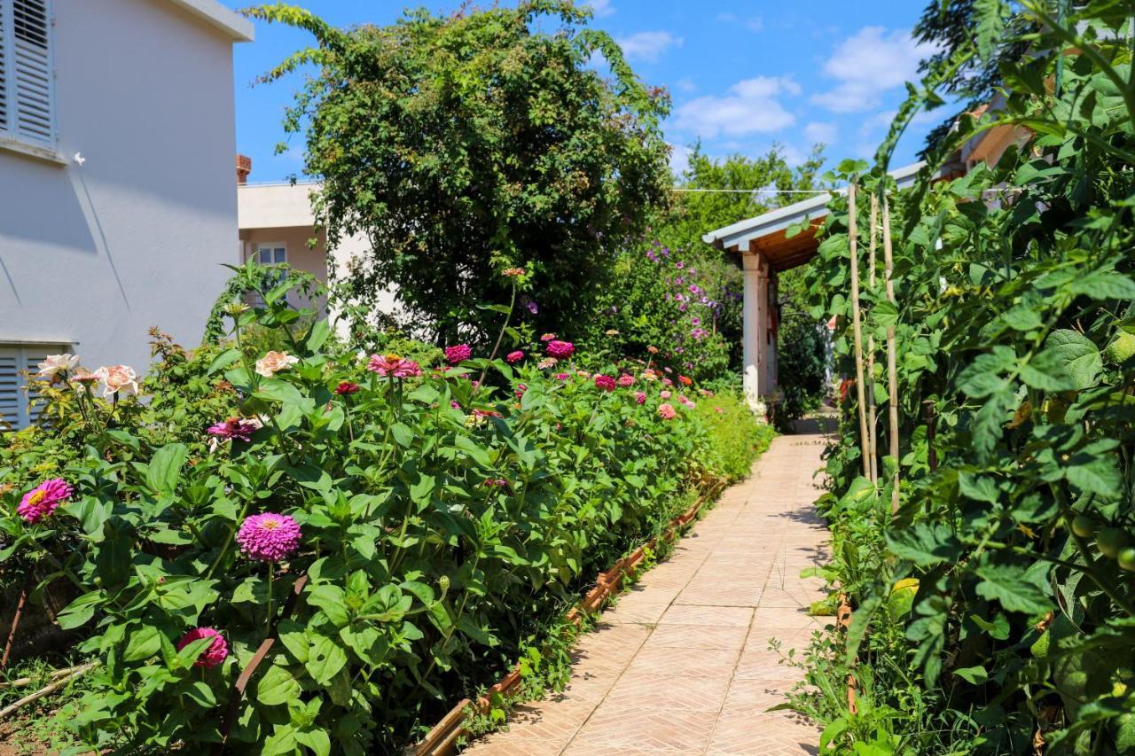 Apartment Garden M&M Дубровник Екстериор снимка